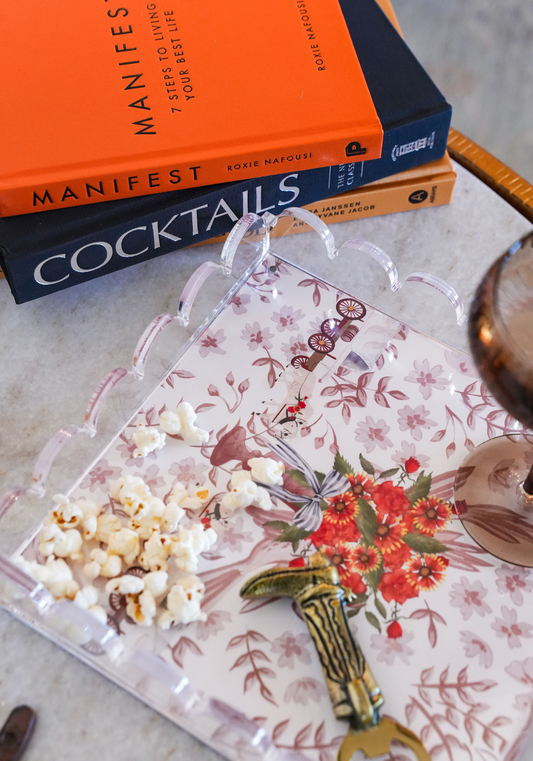 American Pioneer Acrylic Scalloped Tray