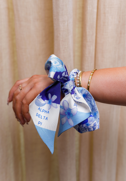 Alpha Delta Pi Heirloom Scarflette™